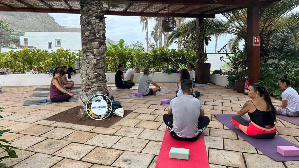 Arucas es Arte - Cuarta Edición - Showrrom de Arte y Artesanía1