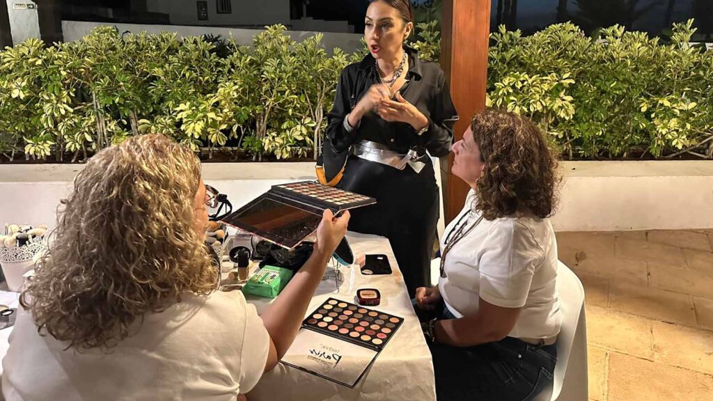 Arucas es Arte - Cuarta Edición - Showrrom de Arte y Artesanía4