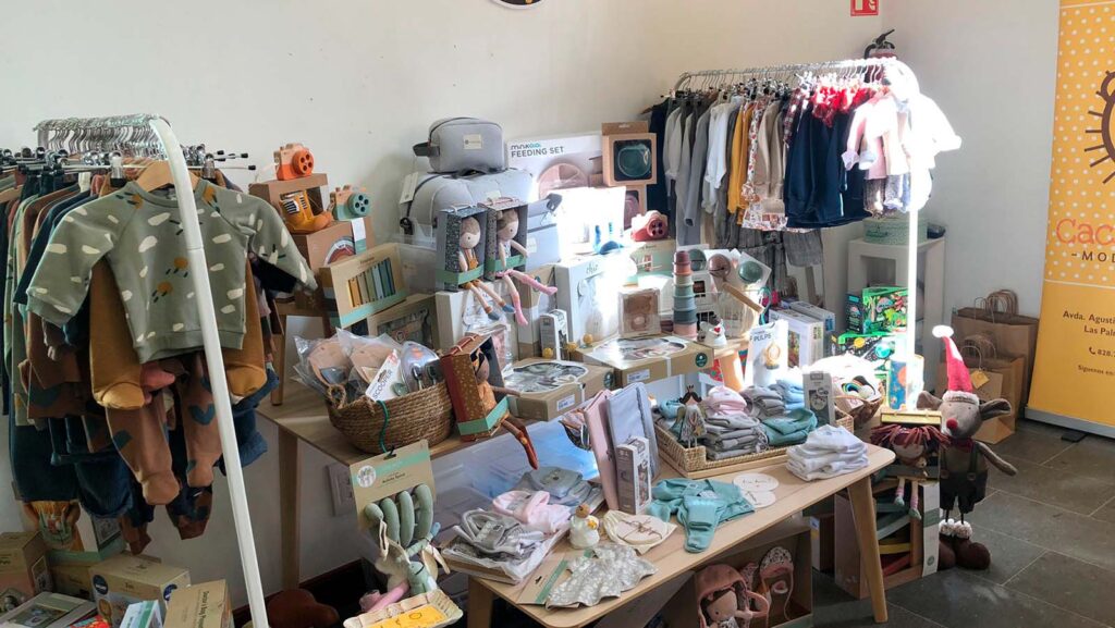 Arucas es Arte - Primera Edición - Showrrom de Arte y Artesanía12