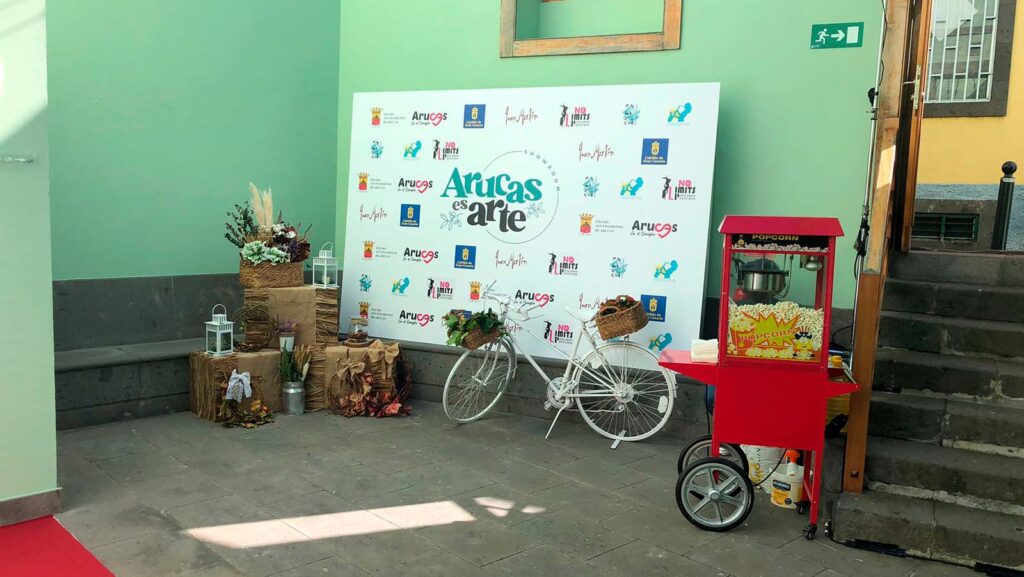 Arucas es Arte - Primera Edición - Showrrom de Arte y Artesanía16